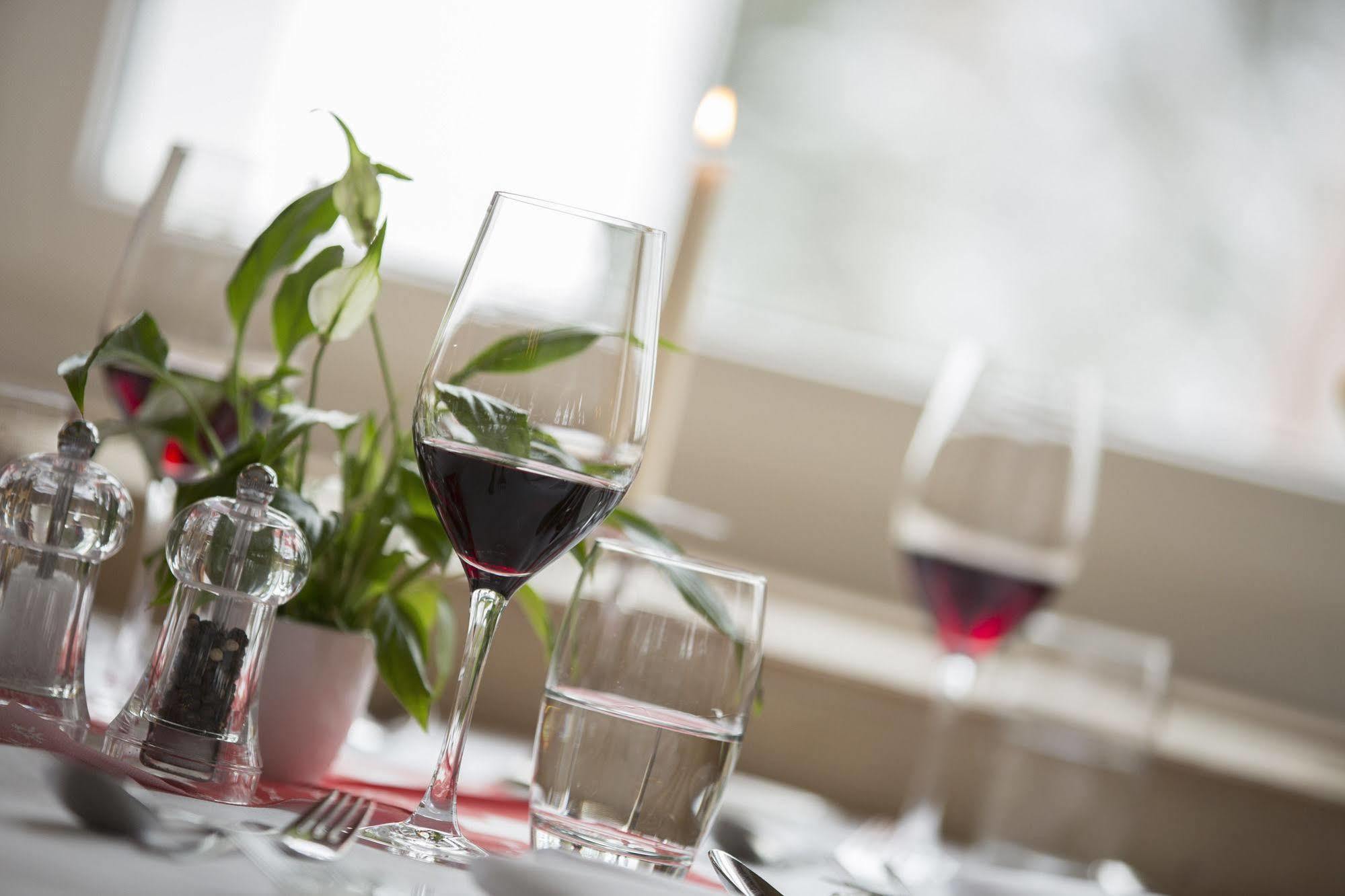Sunstar Hotel Φιλμς Εξωτερικό φωτογραφία