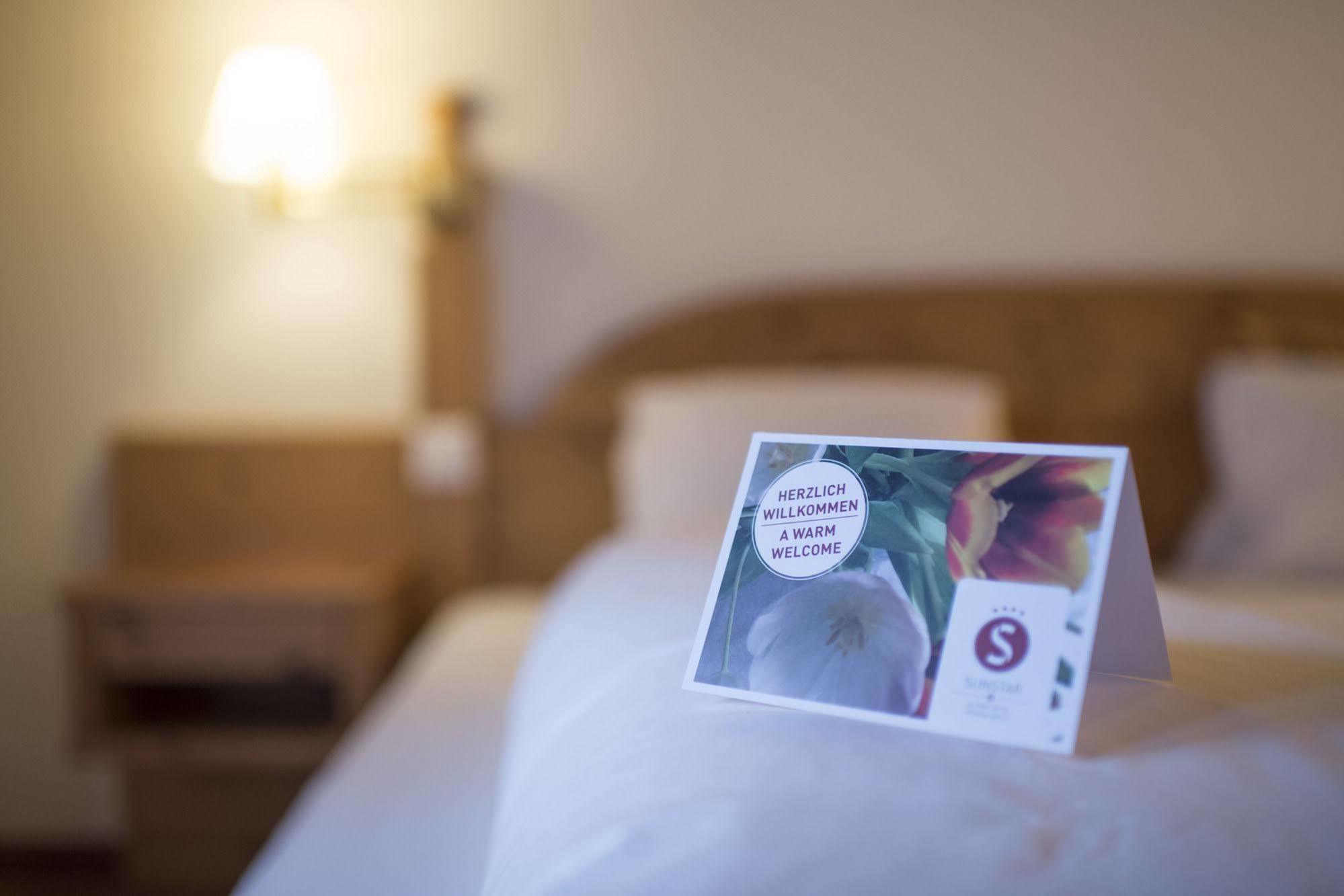 Sunstar Hotel Φιλμς Εξωτερικό φωτογραφία