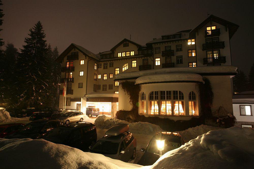 Sunstar Hotel Φιλμς Εξωτερικό φωτογραφία